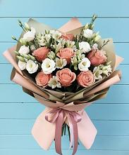 Букет цветов из:  Розы, Альстромерии и Лизиантусы #REPLACE_PRED# Барабинске