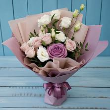Букет цветов из:  Розы и Лизиантусы в Барабинске