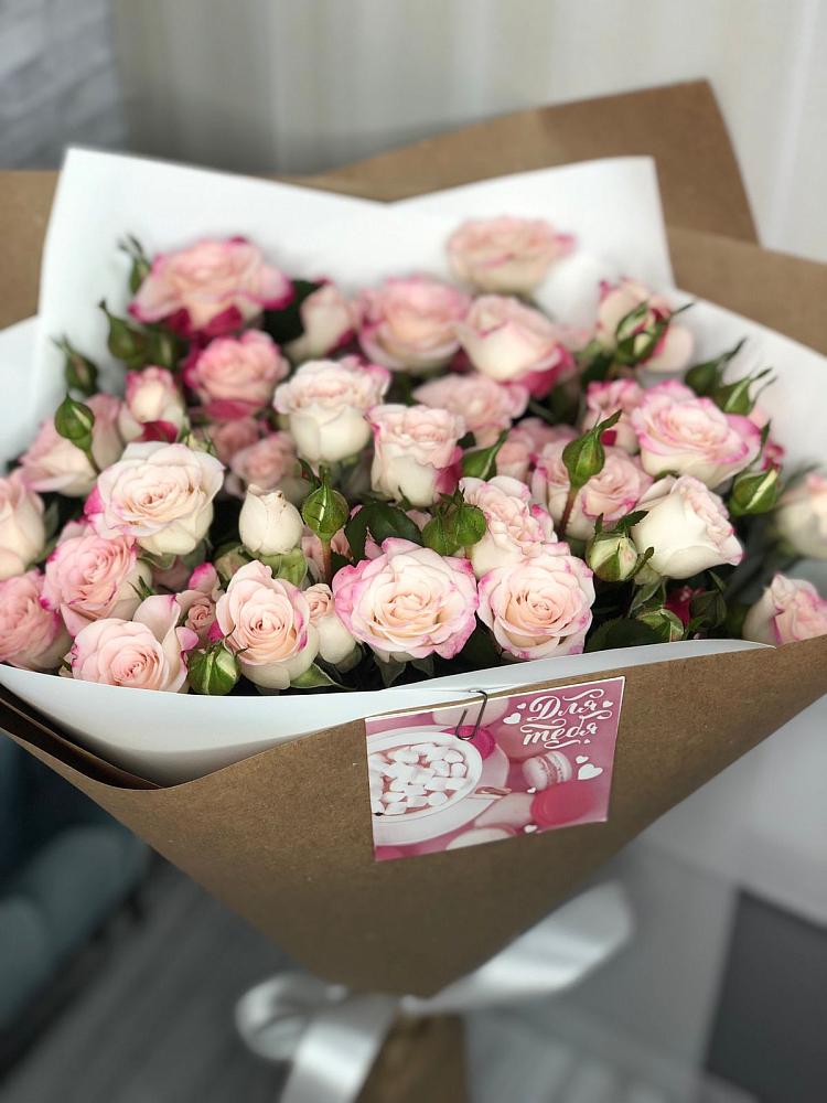 Букет цветов из: Розы в Барабинске