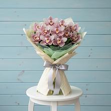 Букет цветов из:  Орхидеи и Розы в Барабинске