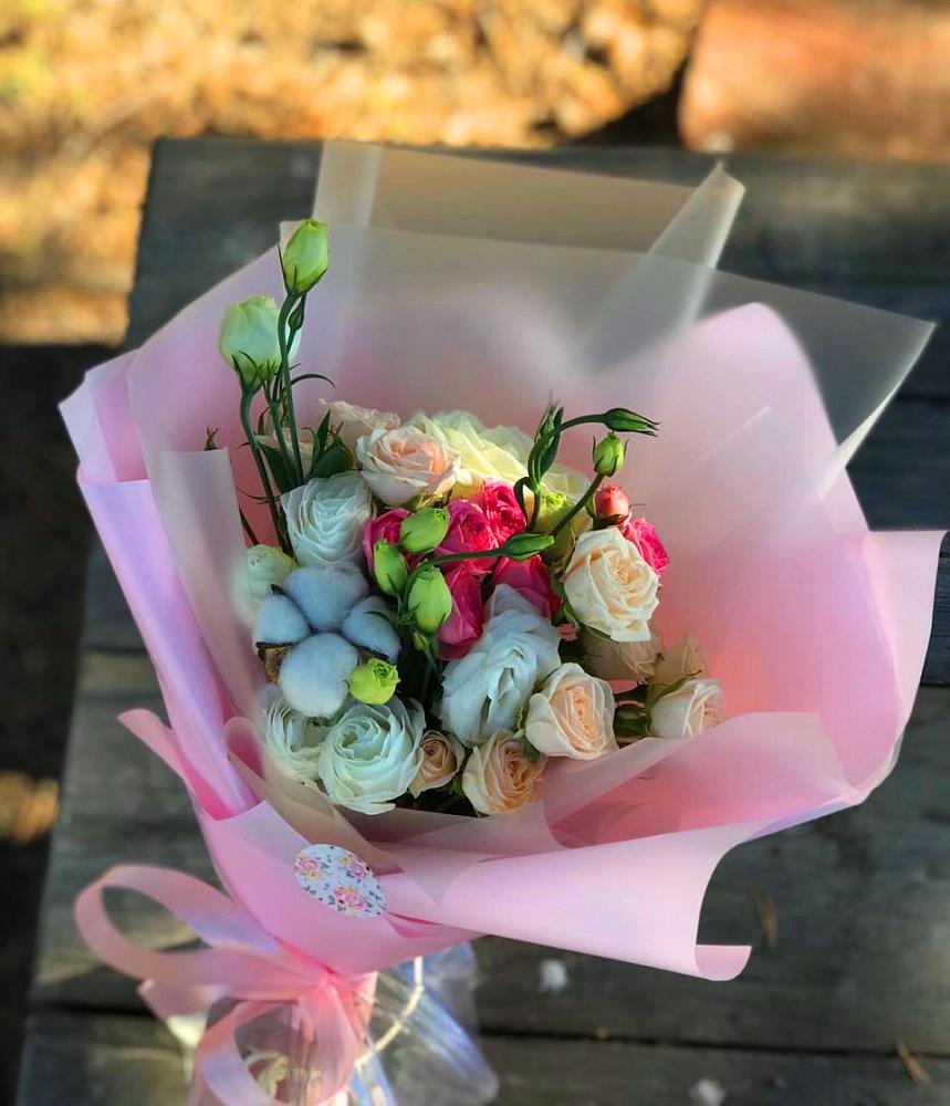 Букет цветов из: Розы и Лизиантусы в Барабинске