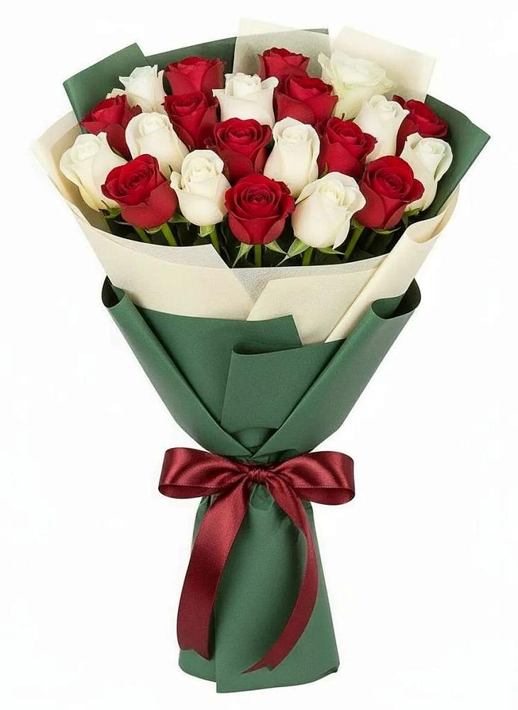 Букет Микс из красных и белых роз в Барабинске