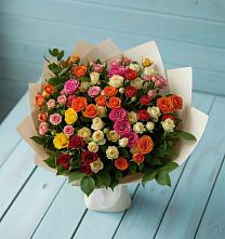 Букет Микс из разноцветных кустовых роз в Барабинске